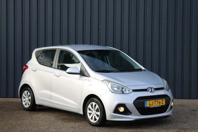 Hyundai i10 (2015) thumbnail 3