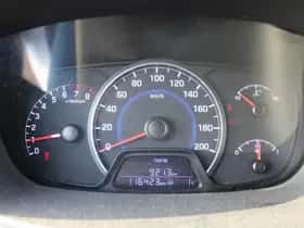 Hyundai i10 (2015) thumbnail 8