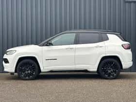 Jeep Compass (2022) thumbnail 2