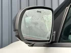 Jeep Compass (2022) thumbnail 14