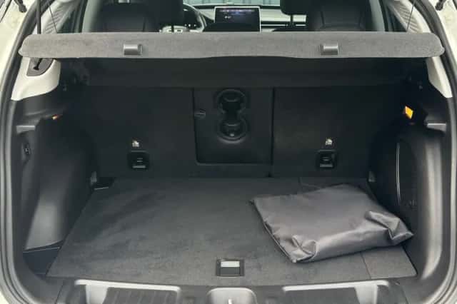 Jeep Compass (2022) thumbnail 16