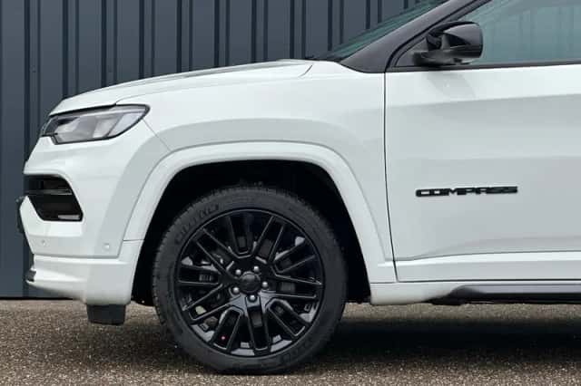 Jeep Compass (2022) thumbnail 10