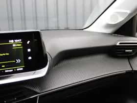 Peugeot 208 (2022) thumbnail 16