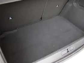 Peugeot 208 (2022) thumbnail 35