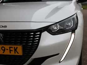 Peugeot 208 (2022) thumbnail 10