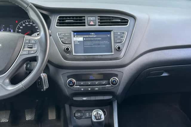 Hyundai i20 (2020) thumbnail 15