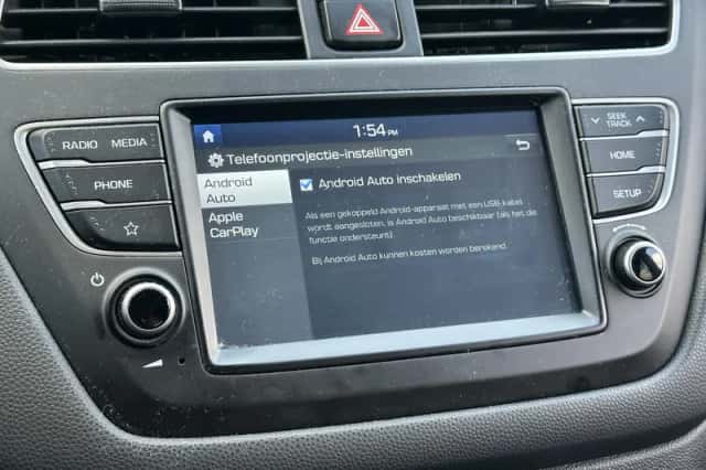 Hyundai i20 (2020) thumbnail 16