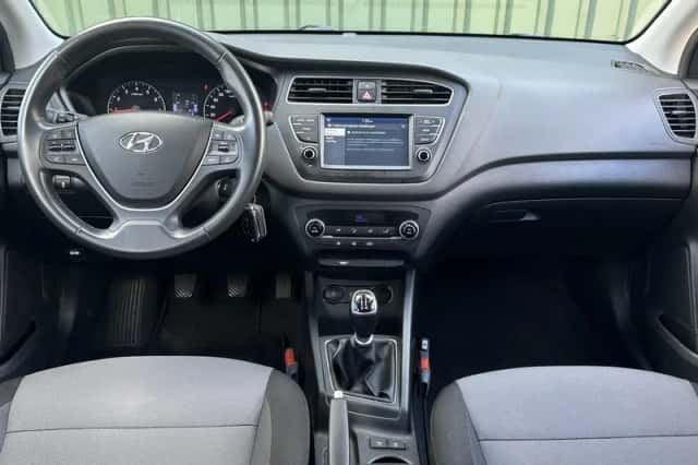 Hyundai i20 (2020) thumbnail 9