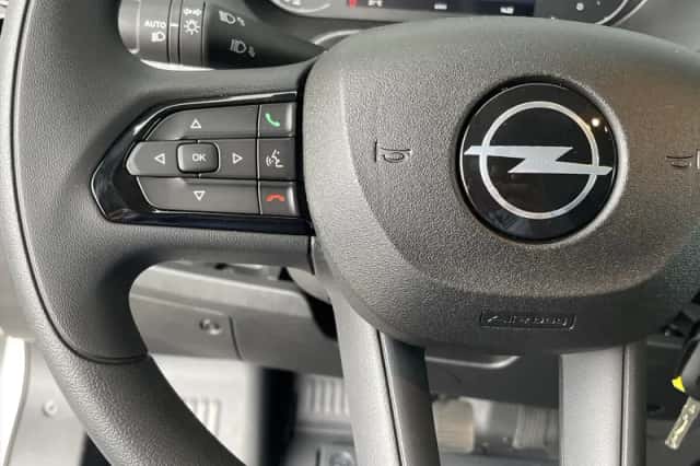 Opel Movano (2024) thumbnail 11
