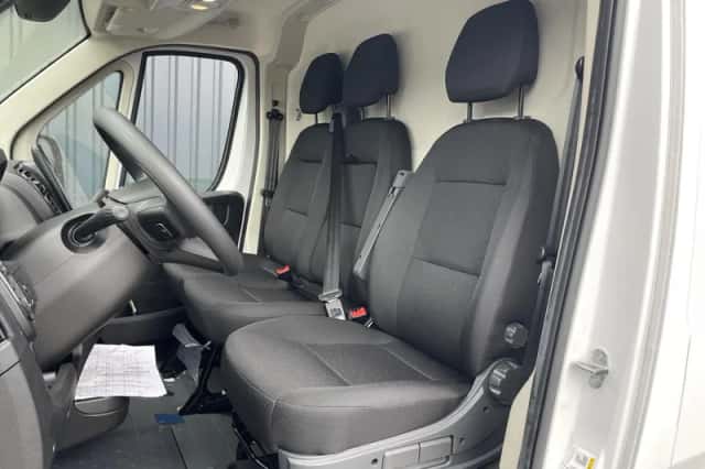 Opel Movano (2024) thumbnail 7