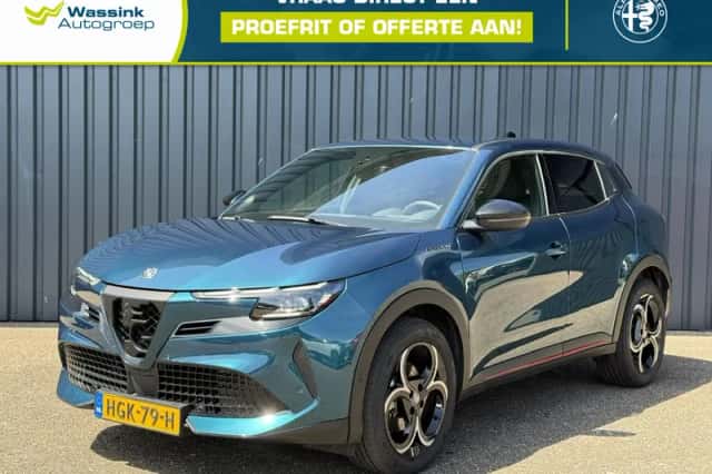 Alfa Romeo Junior (2025) thumbnail 1