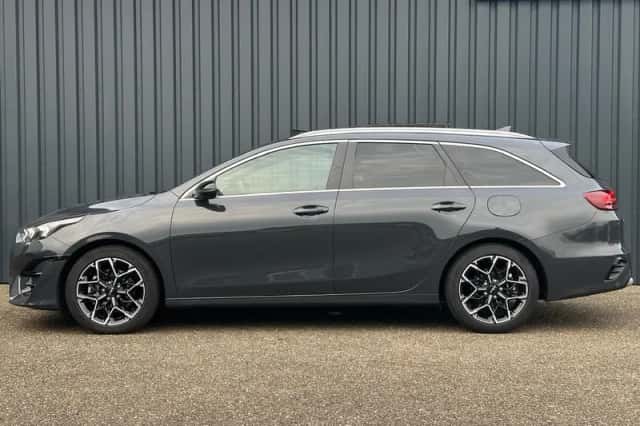 Kia Ceed Sportswagon (2025) thumbnail 2