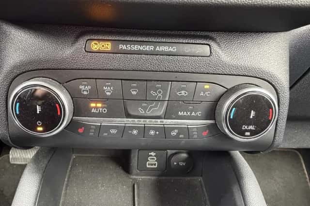 Ford Kuga (2023) thumbnail 28