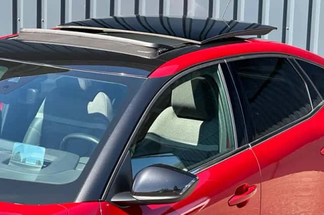 Citroën C4 (2021) thumbnail 8