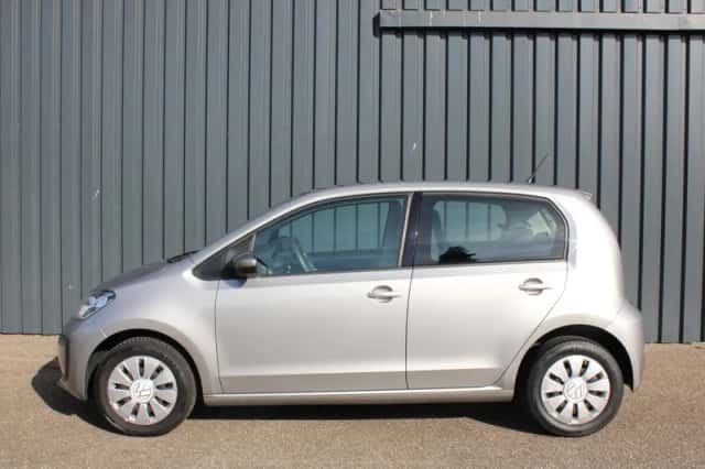 Volkswagen Up! (2020) thumbnail 2