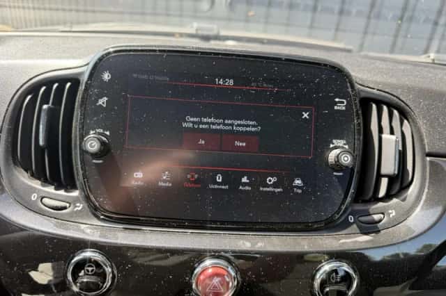 Fiat 500 (2021) thumbnail 21