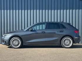 Audi A3 (2022) thumbnail 2