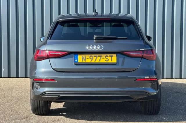 Audi A3 (2022) thumbnail 4