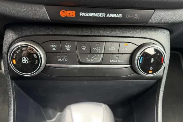 Ford Fiesta (2021) thumbnail 26