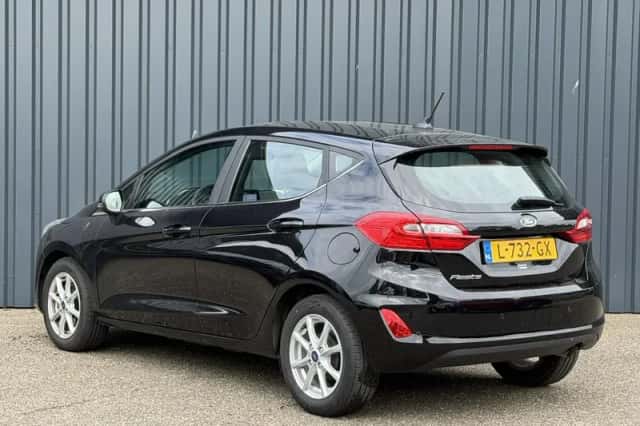 Ford Fiesta (2021) thumbnail 4