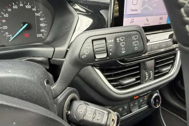 Ford Fiesta (2021) thumbnail 31