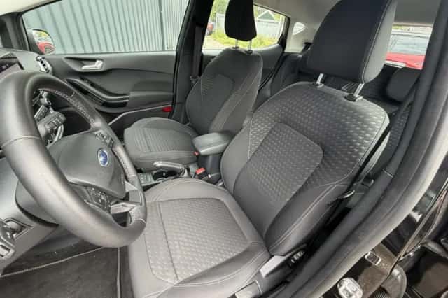 Ford Fiesta (2021) thumbnail 5