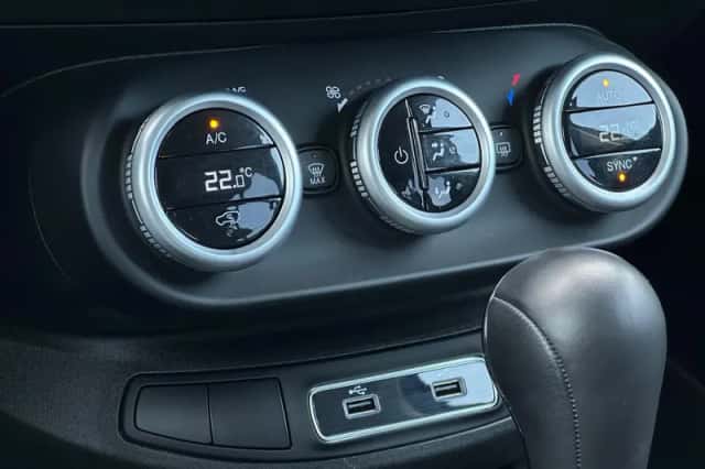 Fiat 500X (2024) thumbnail 30