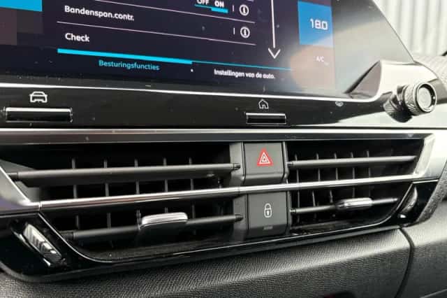 Citroën C4 (2021) thumbnail 28