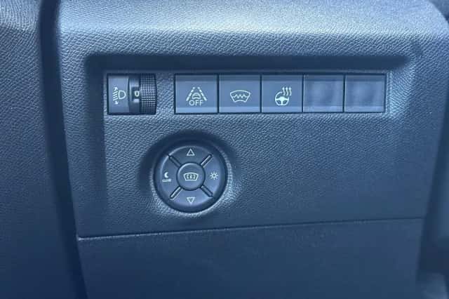 Citroën C4 (2021) thumbnail 25