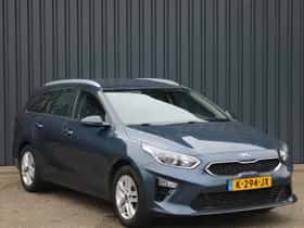 Kia Ceed Sportswagon (2021) thumbnail 2