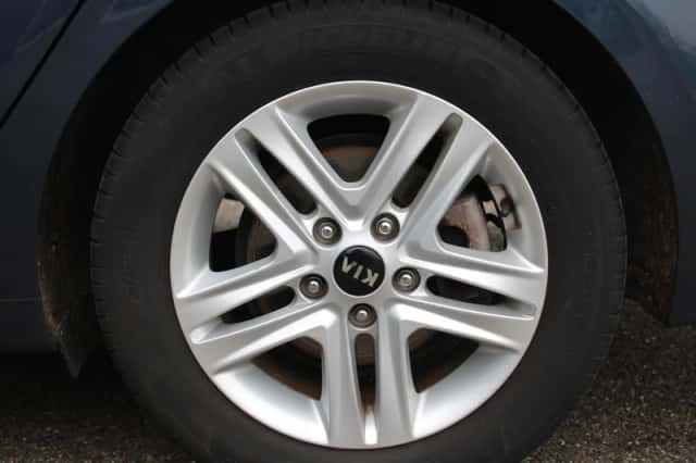 Kia Ceed Sportswagon (2021) thumbnail 9