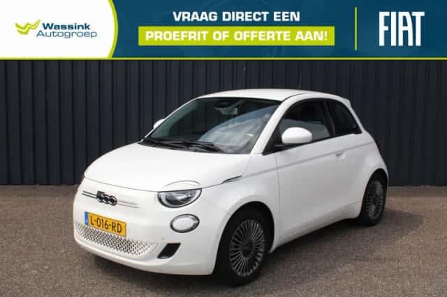 Fiat 500 (2021) thumbnail 1