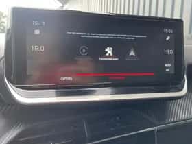 Peugeot 2008 (2023) thumbnail 23