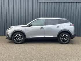 Peugeot 2008 (2023) thumbnail 9