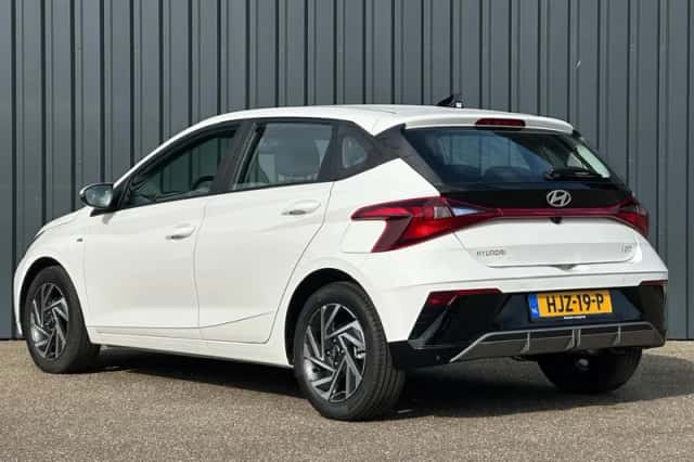 Hyundai i20 (2025) thumbnail 3
