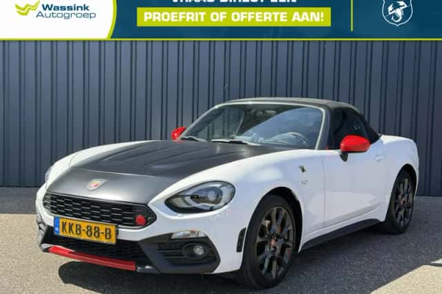 Fiat 124 Spider (2017) thumbnail 1