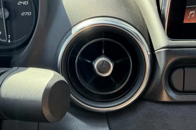 Fiat 124 Spider (2017) thumbnail 26