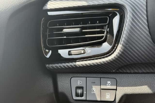 Kia Stonic (2025) thumbnail 23