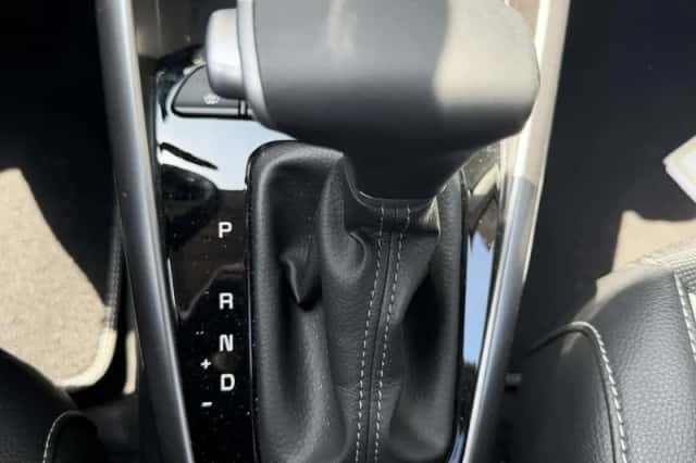 Kia Stonic (2025) thumbnail 27