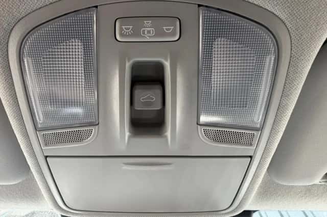 Kia Stonic (2025) thumbnail 32