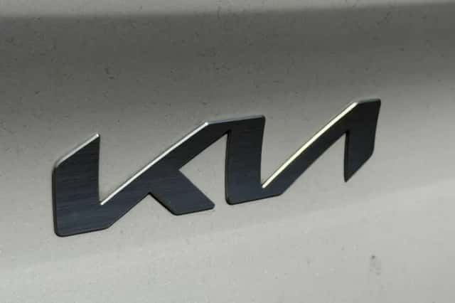 Kia Stonic (2025) thumbnail 8