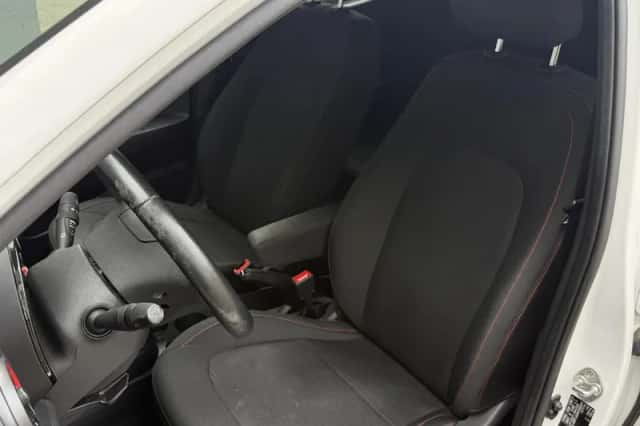 Hyundai i10 (2021) thumbnail 12