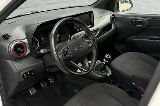 Hyundai i10 (2021) thumbnail 13