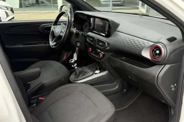 Hyundai i10 (2021) thumbnail 14