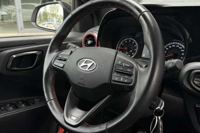 Hyundai i10 (2021) thumbnail 18