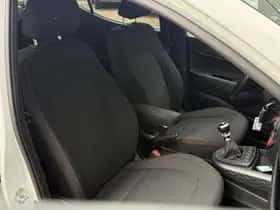 Hyundai i10 (2021) thumbnail 19