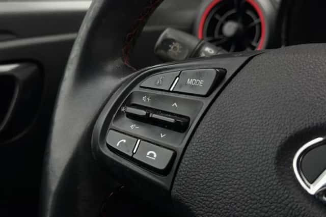 Hyundai i10 (2021) thumbnail 20