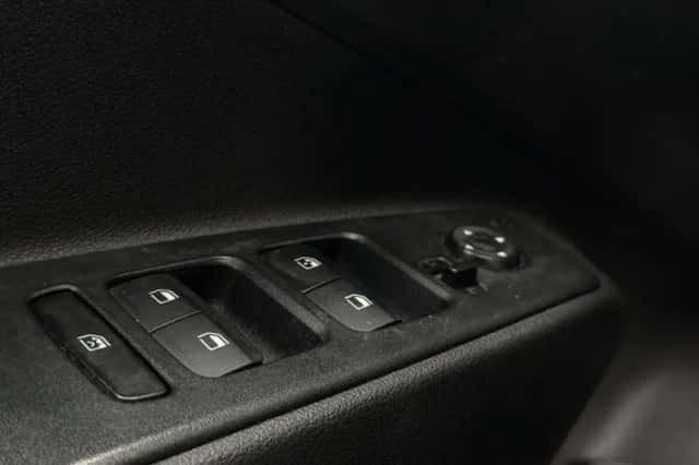 Hyundai i10 (2021) thumbnail 23