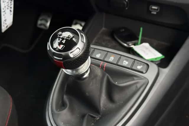 Hyundai i10 (2021) thumbnail 26