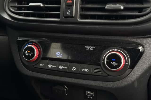 Hyundai i10 (2021) thumbnail 27